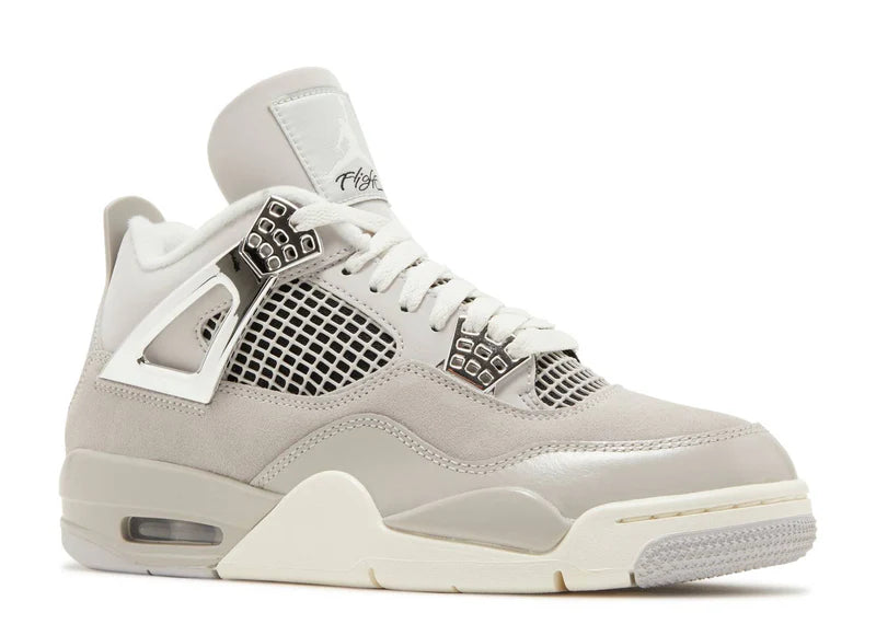 Jordan 4 Frozen Moments (W)