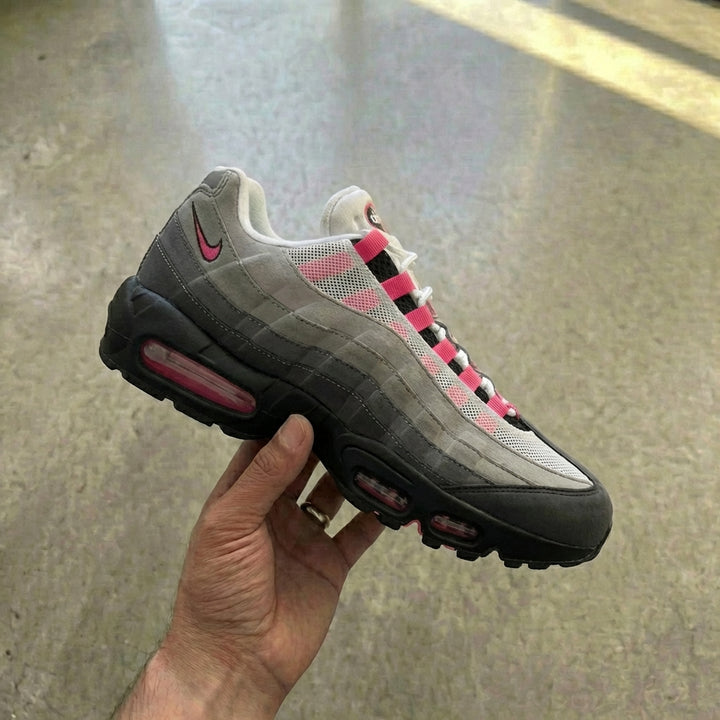 Nike Air Max 95 'OG Big Bubble Solar Red 2.0' (2025)
