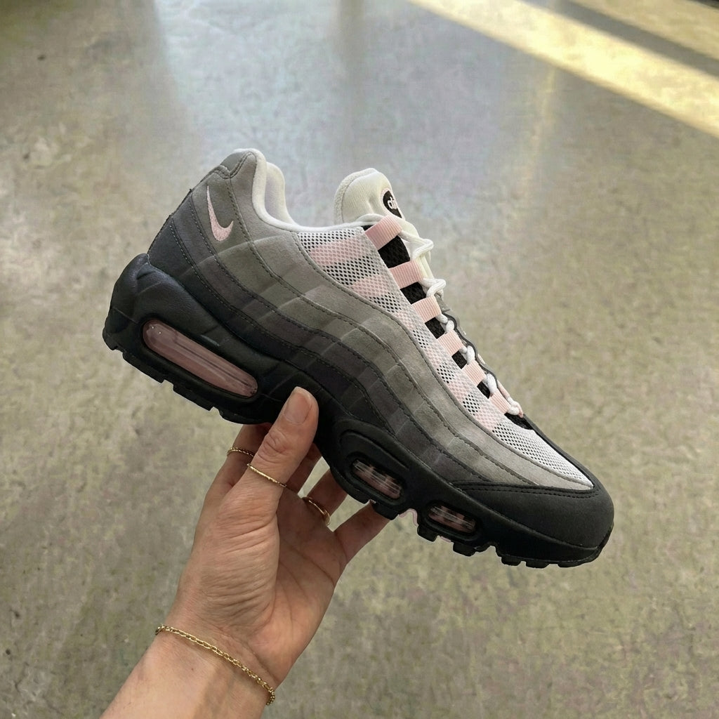 Nike Air Max 95 'OG Pink Foam' (W) (2025)