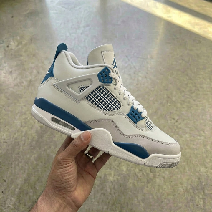 Air Jordan 4 Retro 'Military Blue' (2024)