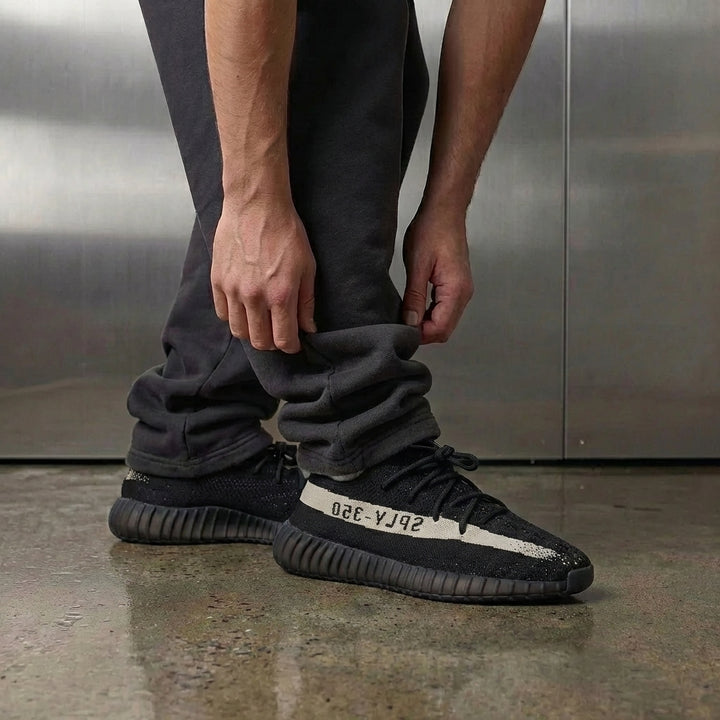 Adidas Yeezy Boost 350 V2 'Oreo'