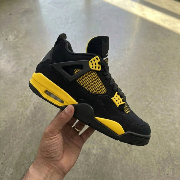Air Jordan 4 Retro 'Thunder'