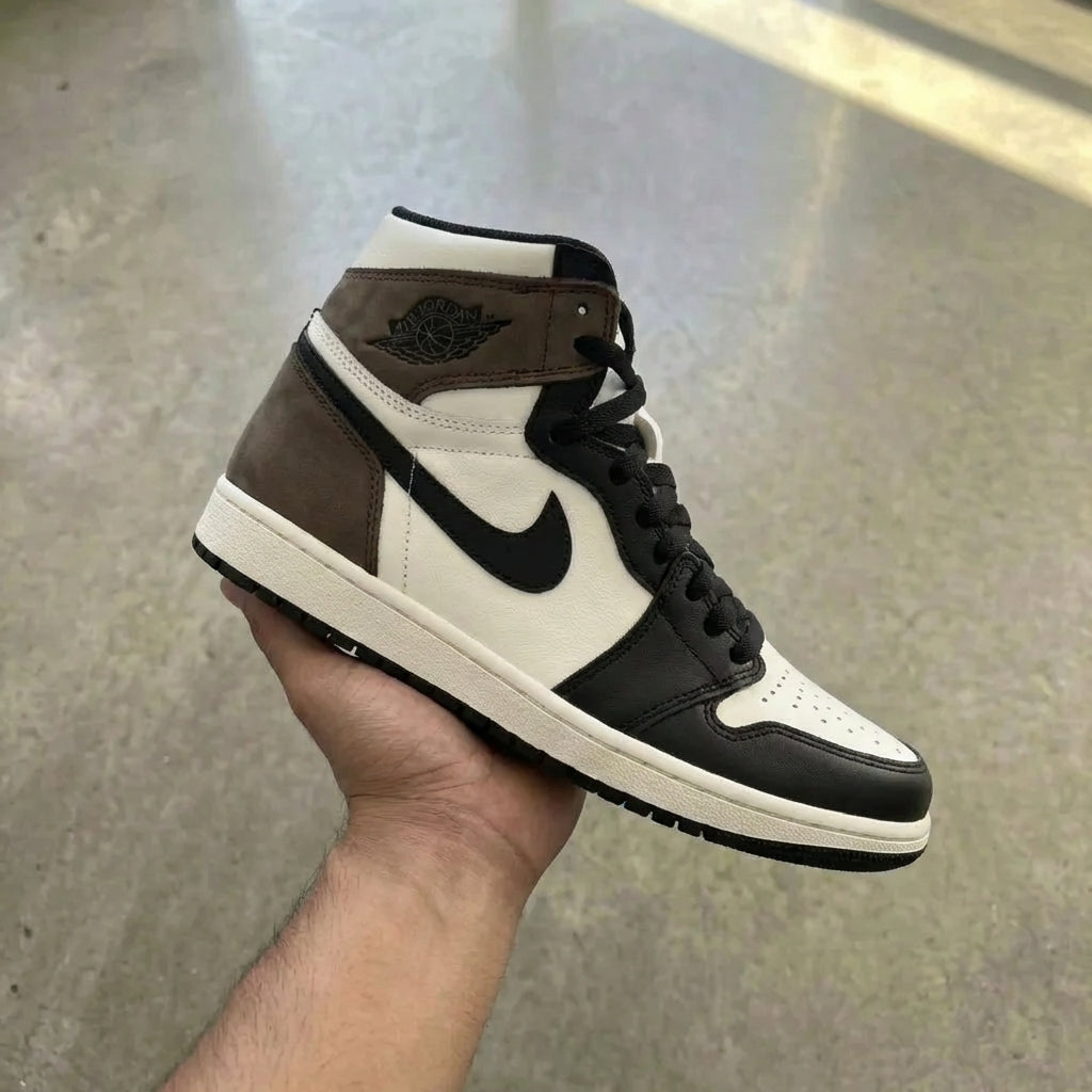 Jordan 1 Retro High OG 'Dark Mocha'