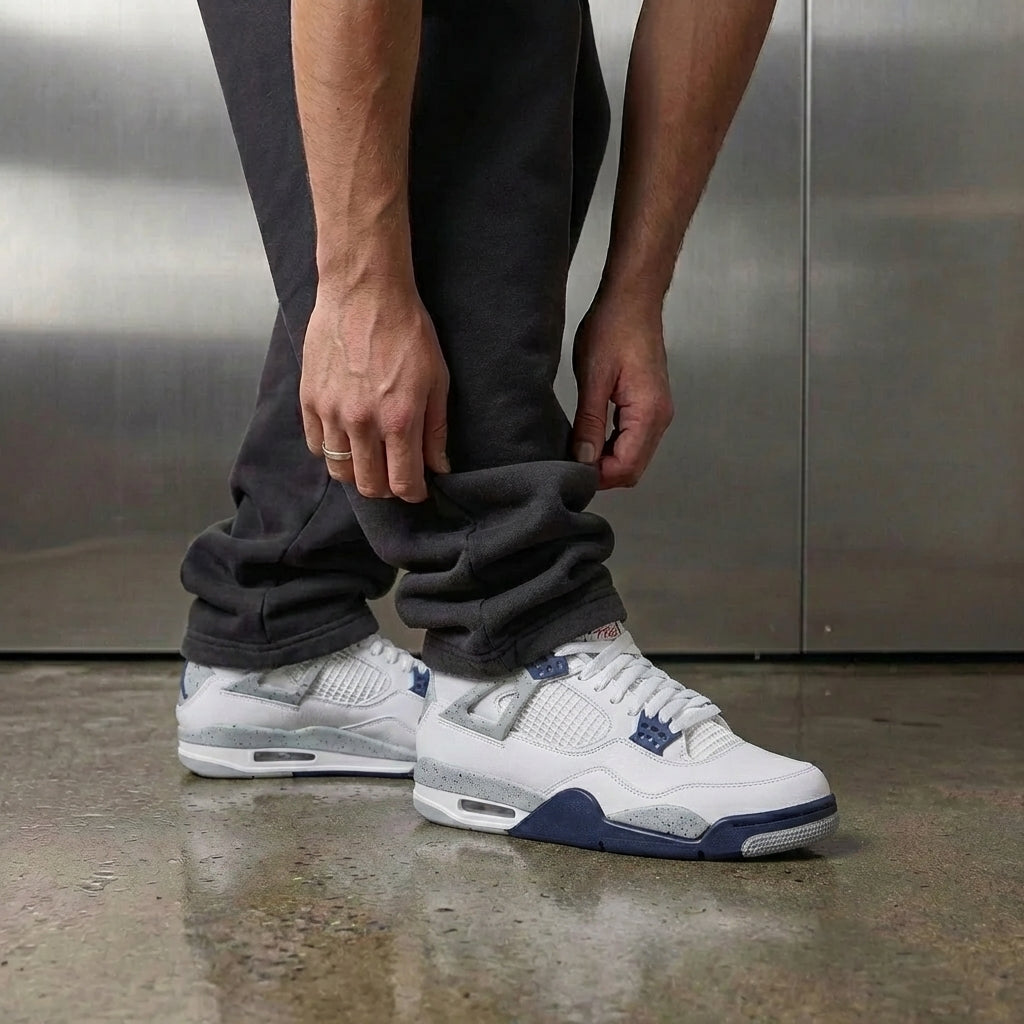 Air Jordan 4 Retro 'Midnight Navy'