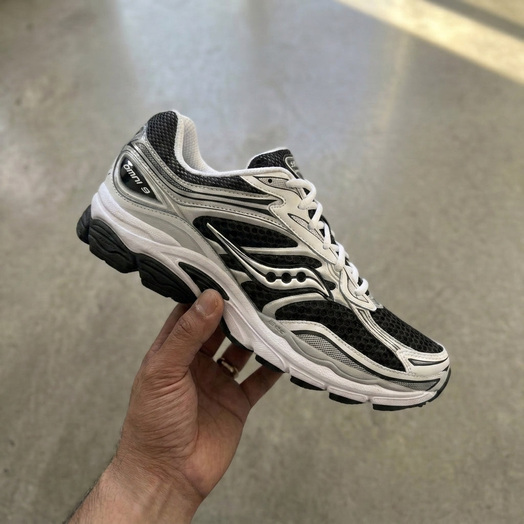 Saucony Progrid Omni 9 'Black/White'