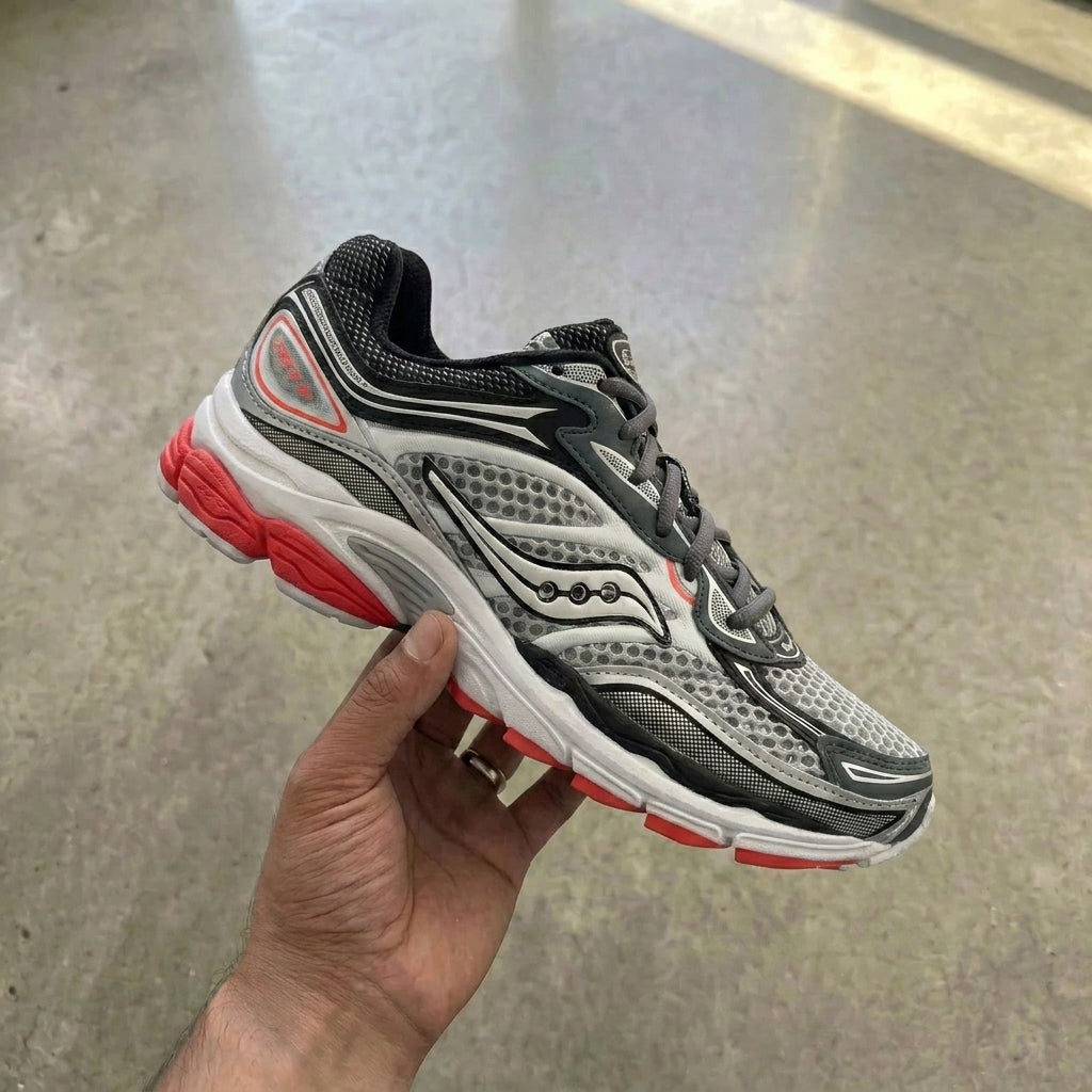 Saucony Progrid Omni 9 'Red Black Cadet'