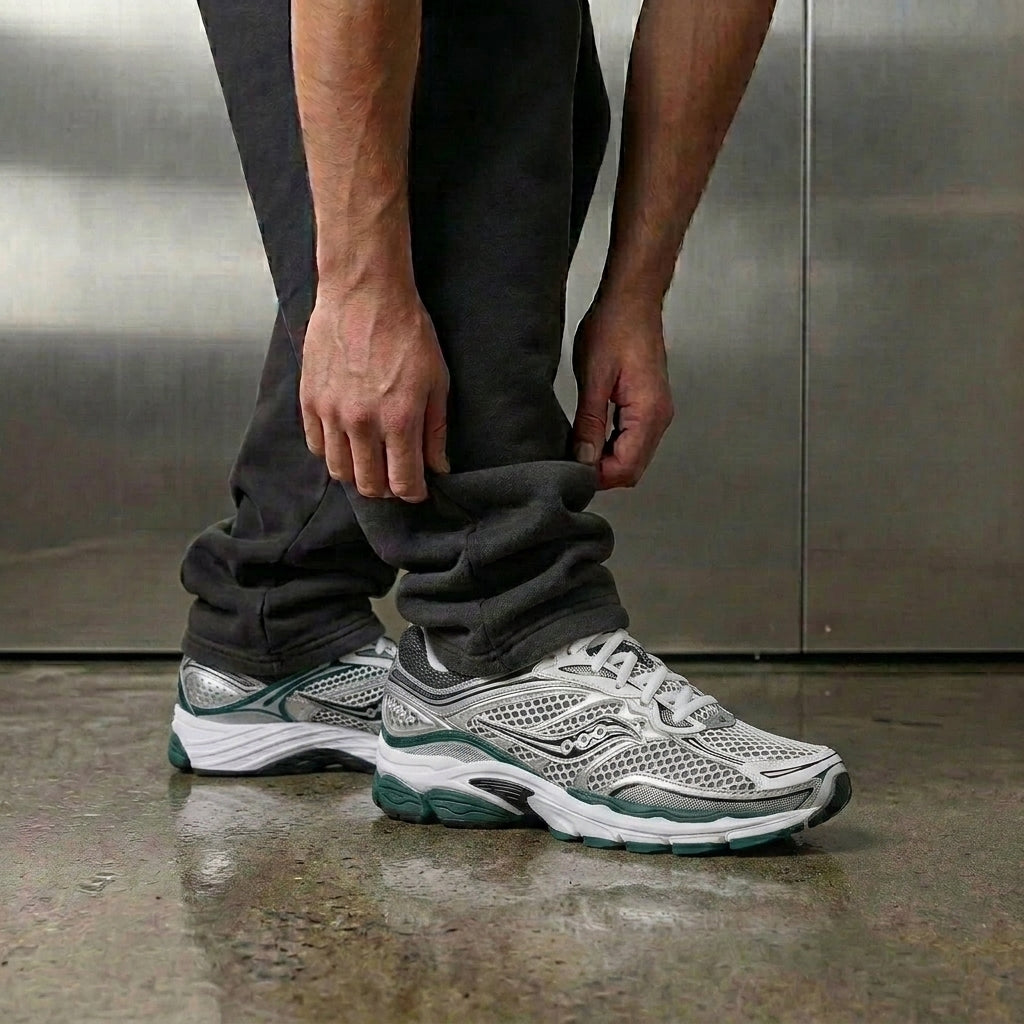 Saucony Progrid Omni 9 'White Pine Green'