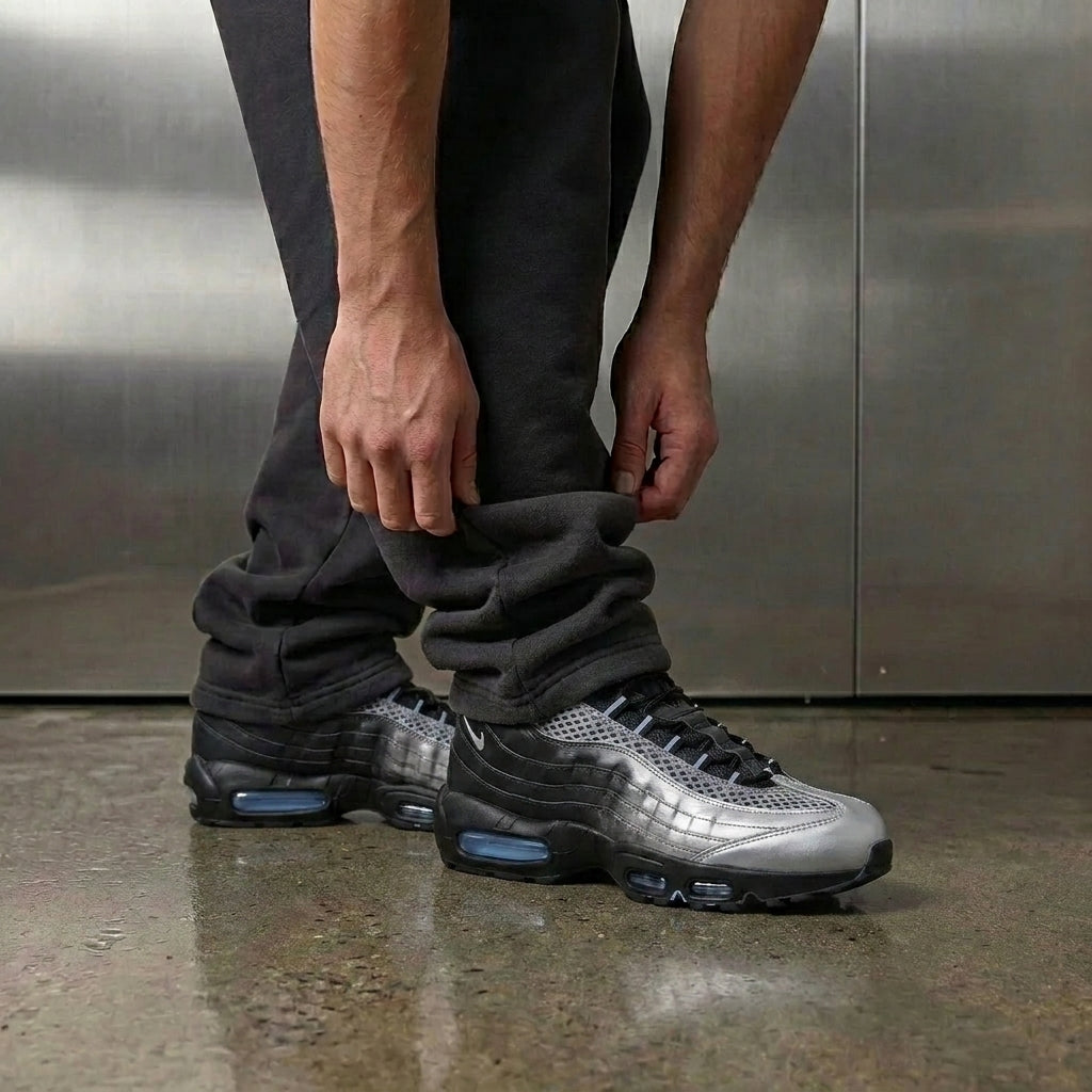 Nike Air Max 95 x Palace 'Silver Black'