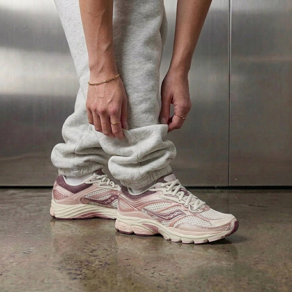 Saucony Progrid Omni 9 'Ivory Peony'