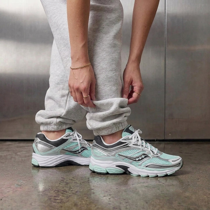 Saucony Progrid Omni 9 'Fair Aqua'
