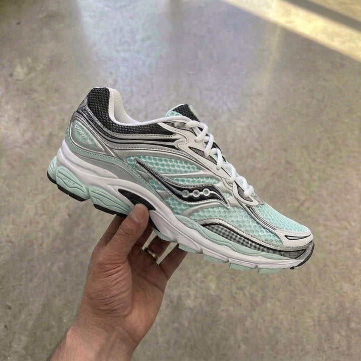 Saucony Progrid Omni 9 'Fair Aqua'