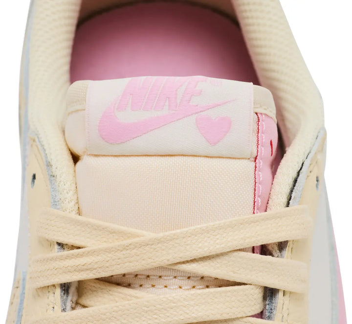 Air Jordan 1 Low OG x Travis Scott 'Shy Pink'